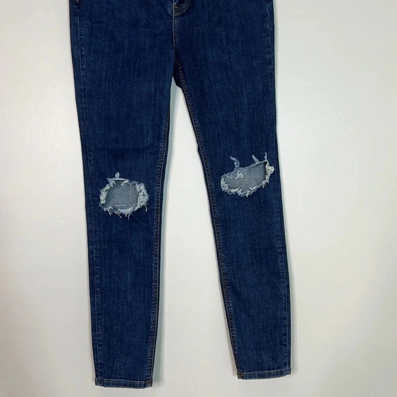Free People Dark Wash Busted Skinny Jeans with Intentional Holes - Size 28 R - Picture 3 of 12